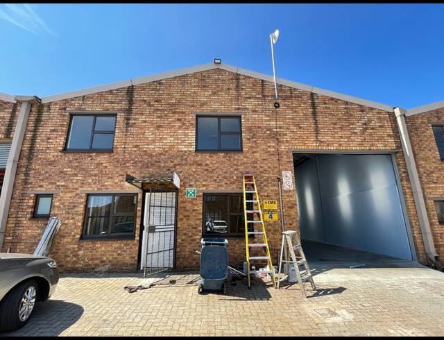 276M² FACTORY TO LET IN ANDERBOLT